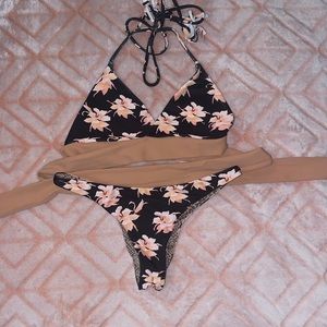 Acacia Topless/Aloha Set